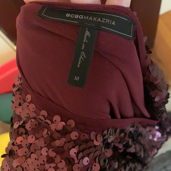 Comfortable and stylish BCBG dress! - Picture 2 of 3